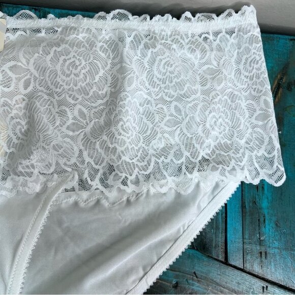 Pennington’s White Femme Couture Panty Déesse Collection Size 4x NWT Brand New - Picture 5 of 8